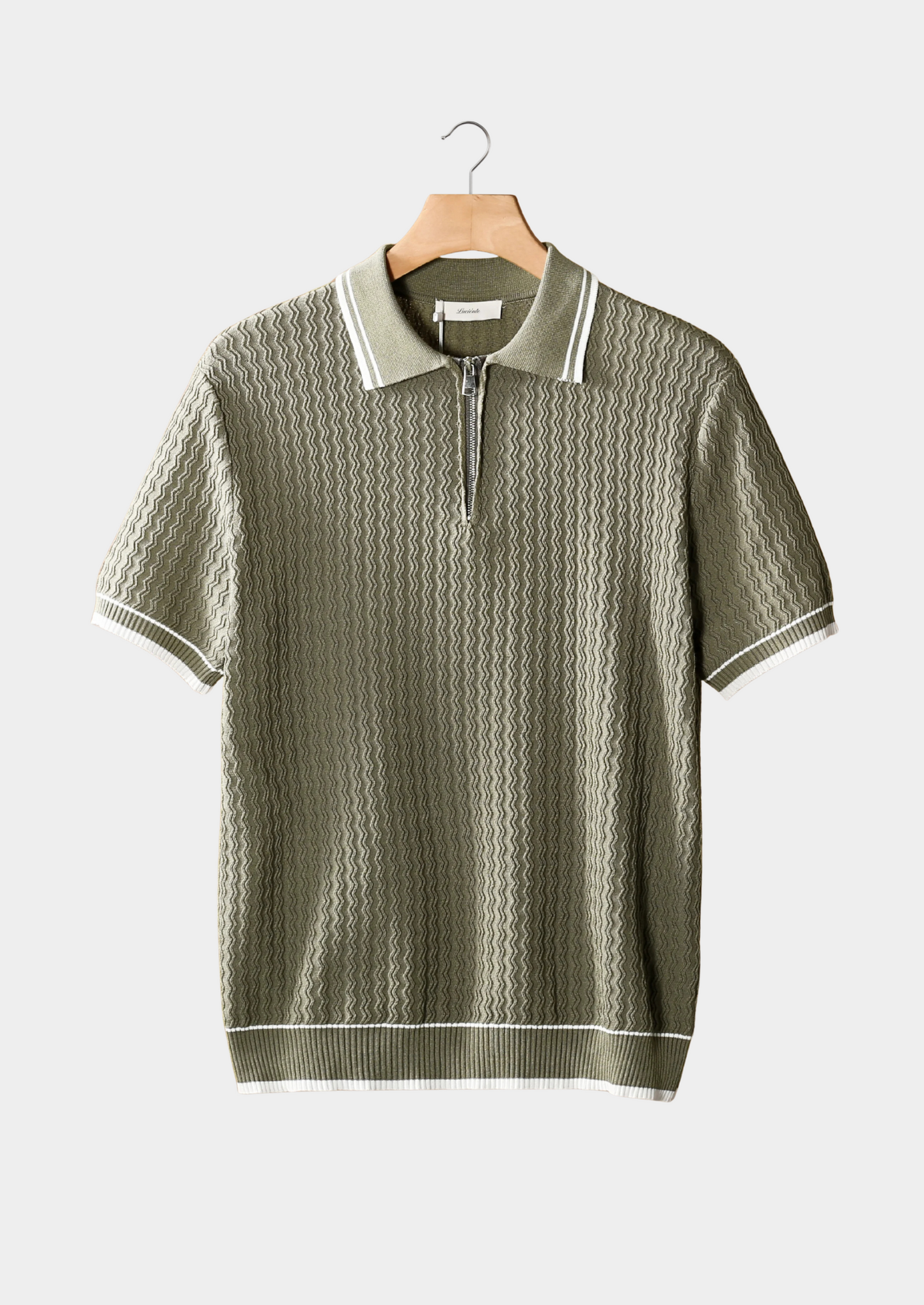 Polo con Zip e Texture Ondulata | Stile Estivo Moderno