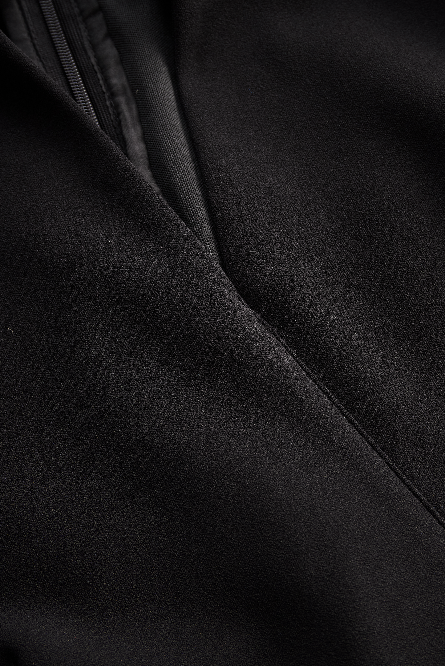 Abito Midi Raffinato | Vestibilità Sartoriale e Comfort