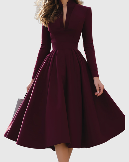 Abito Midi con Scollo a V | Linea Femminile e Dettaglio Scollato