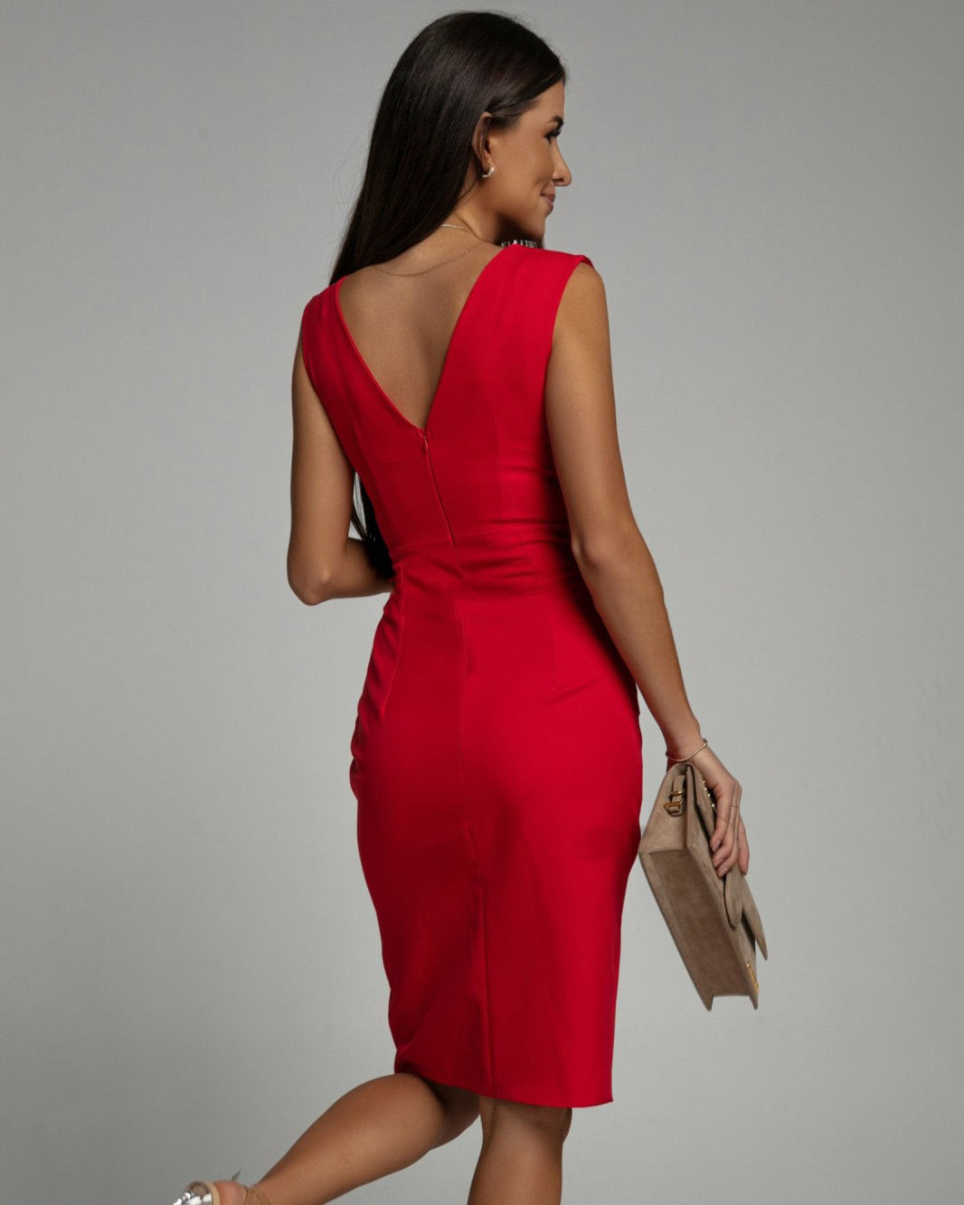 Abito Attillato | Silhouette Aderente e Stile Audace