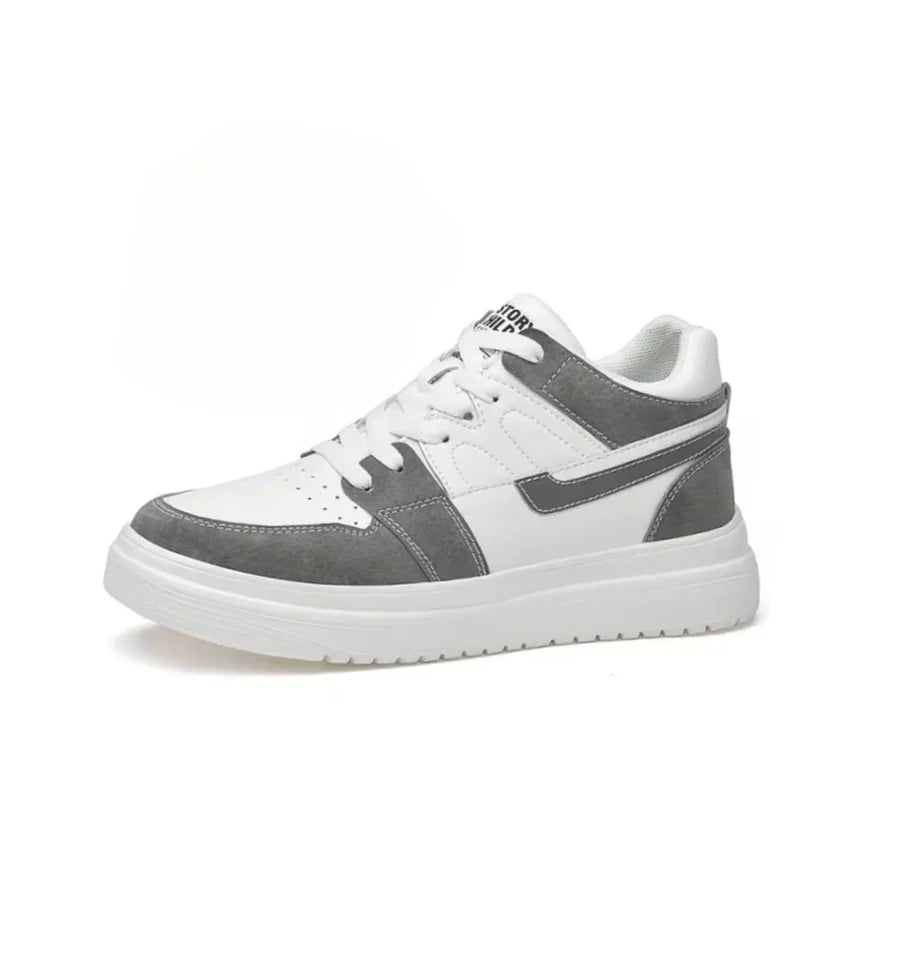 Sneakers con Rialzo Interno e Dettagli a Contrasto | Comfort
