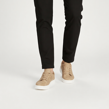 Sneakers con Rialzo Interno e Texture Discreta | Comfort