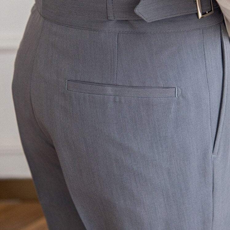 Pantaloni da Suit con Pieghe | Cintura Regolabile e Vestibilità Sartoriale