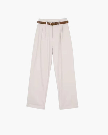 Pantaloni Capri | Vestibilità Confortevole e Stile Essenziale