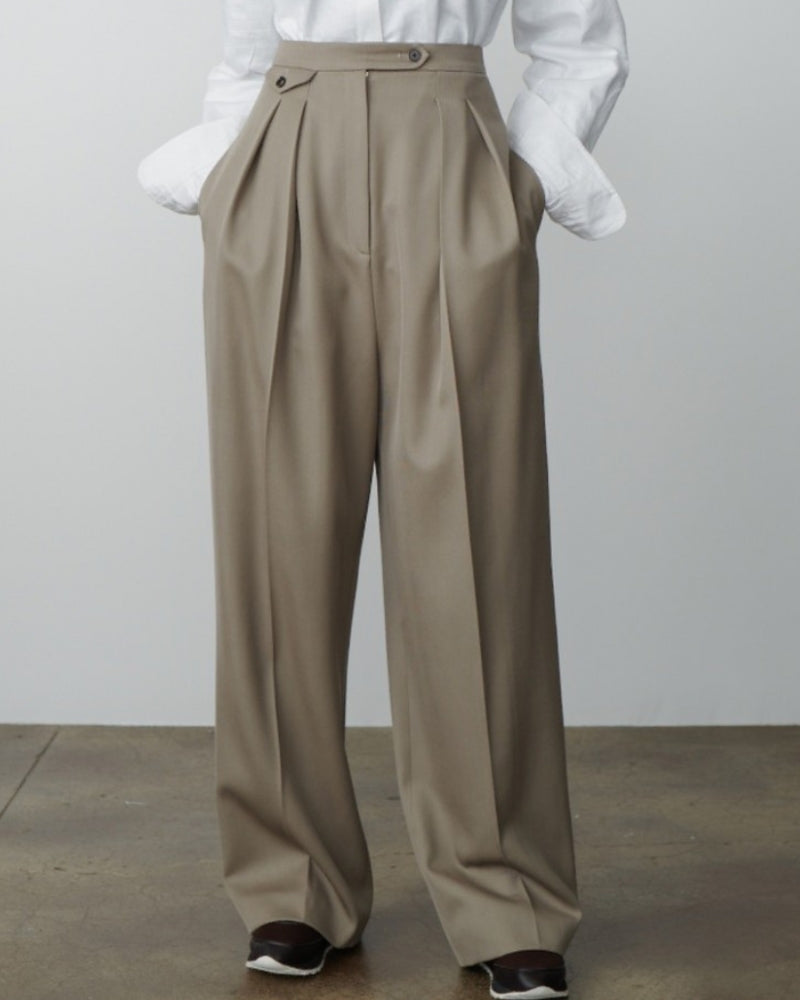 Pantaloni Oversize in Lana | Comfort e Stile Essenziale