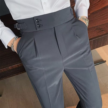 Pantaloni Slim Fit Eleganti | Linea Affusolata e Finitura Curata