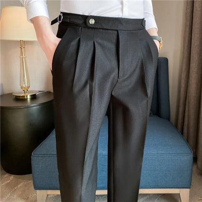Pantaloni Slim Fit Eleganti | Linea Affusolata e Finitura Curata