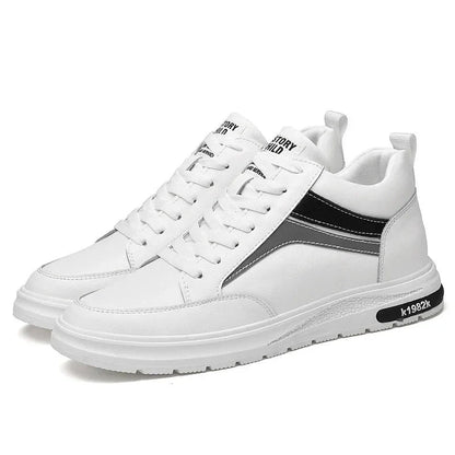 Sneakers con Rialzo Interno e Dettagli Laterali | Comfort
