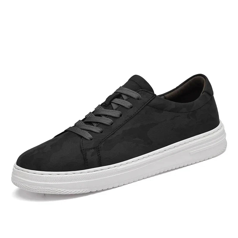 Sneakers con Rialzo Interno e Texture Discreta | Comfort