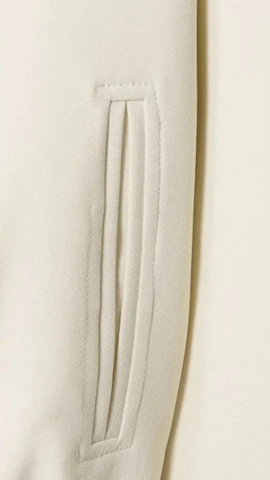 Giacca con Zip e Colletto a Camicia con Vestibilità Regolare | Ideale per Uso Quotidiano