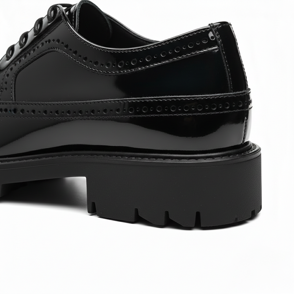 Scarpa con Rialzo | Comfort Prolungato e Stile