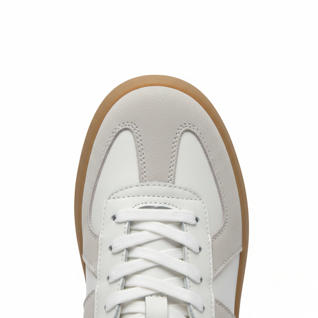 Sneakers con Rialzo Interno e Inserti Laterali | Comfort