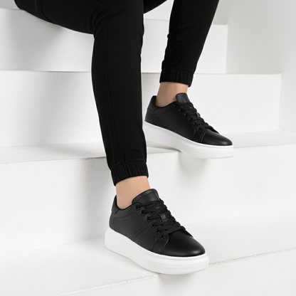 Sneakers con Rialzo Interno e Design Pulito | Comfort Quotidiano
