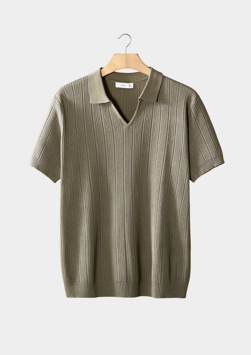 Polo Ribbed con Colletto Aperto e Maniche Corte con Vestibilità Regolare | Ideale per Uso Estivo